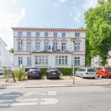 Hotel Haus Troja Rostock Esterno foto